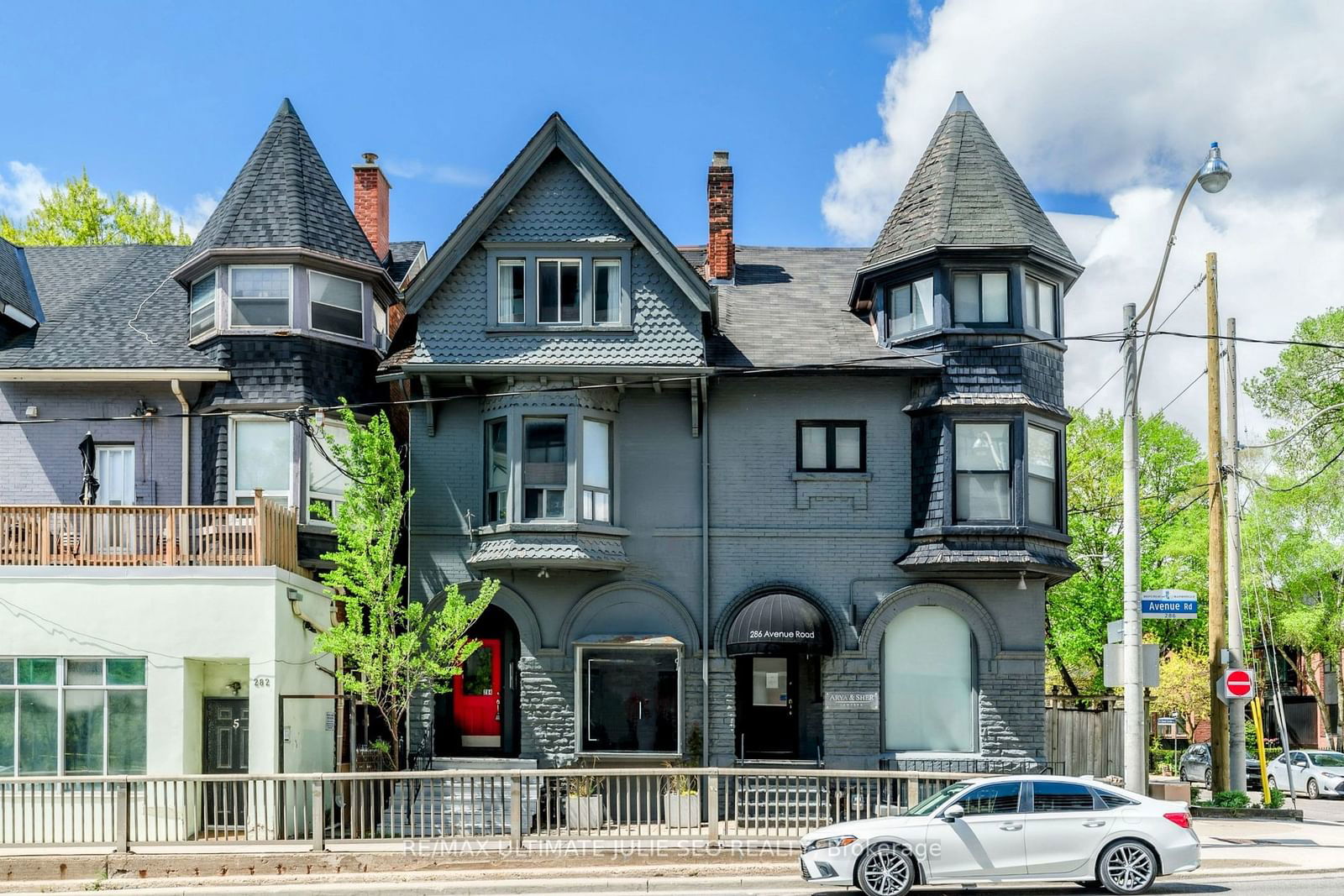 Store with Apartment/Office in Casa Loma