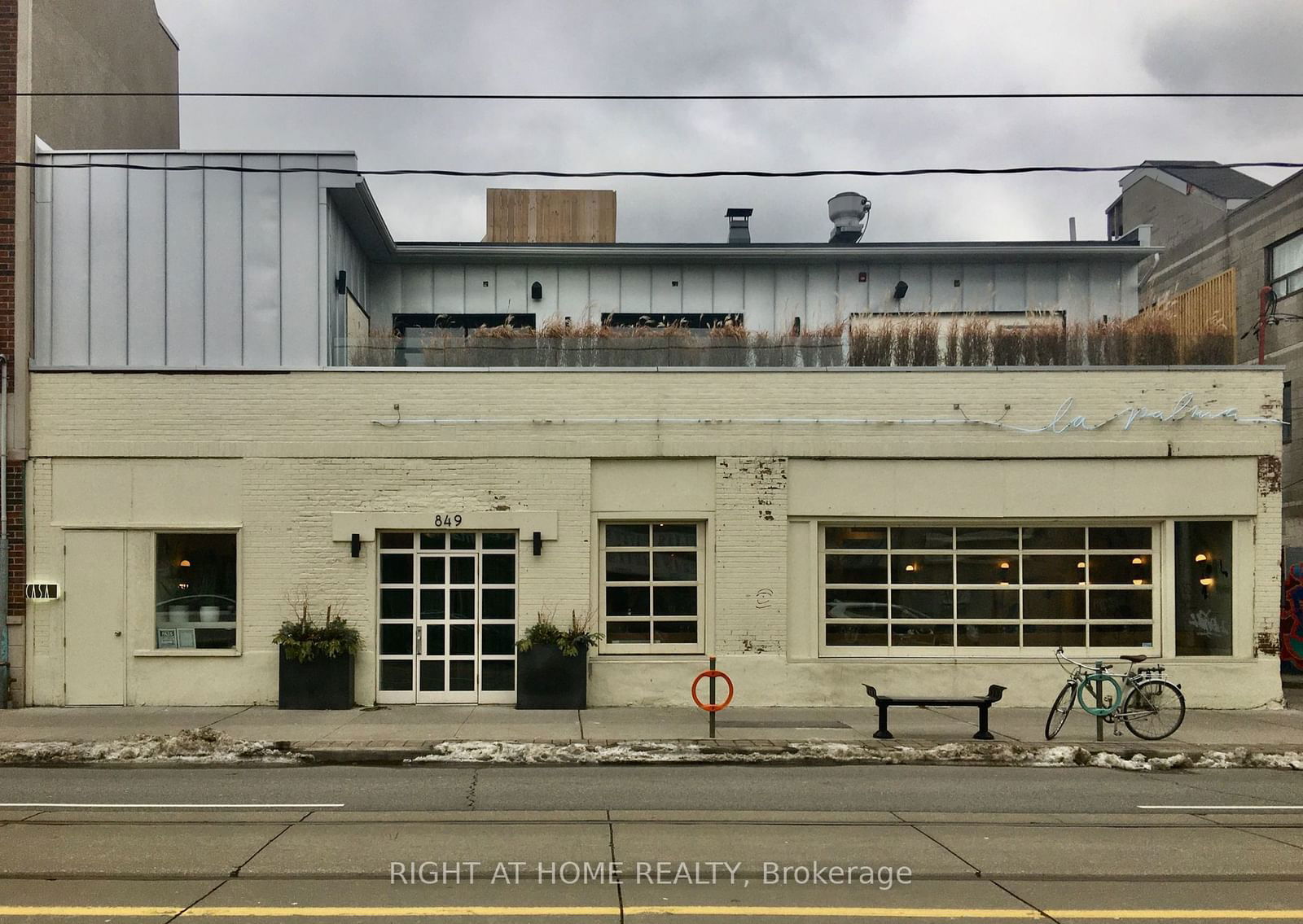Commercial/Retail in Trinity-Bellwoods