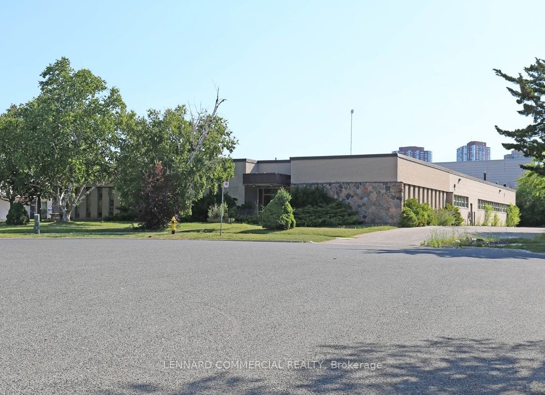 Industrial in Banbury-Don Mills