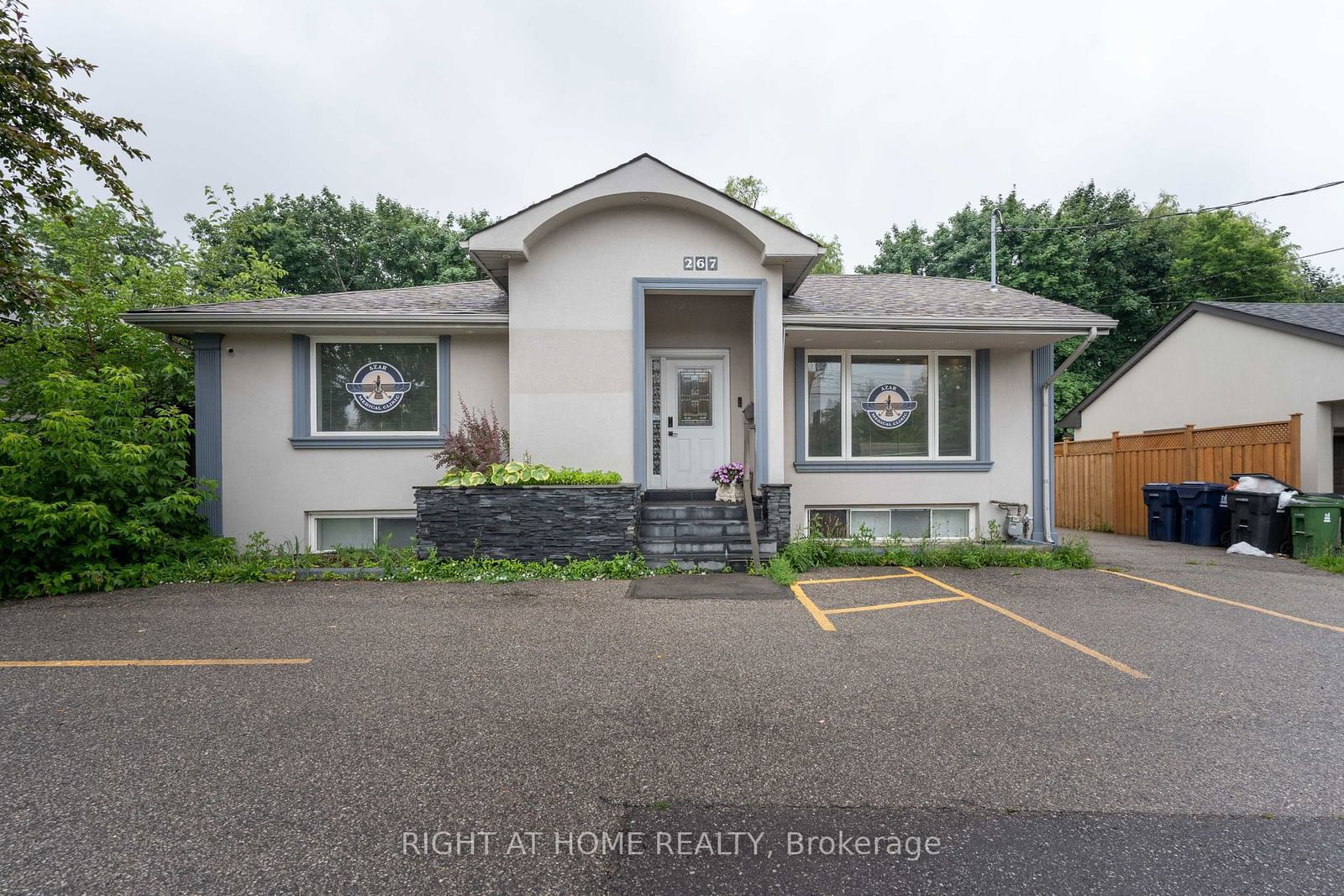 Office in Willowdale West