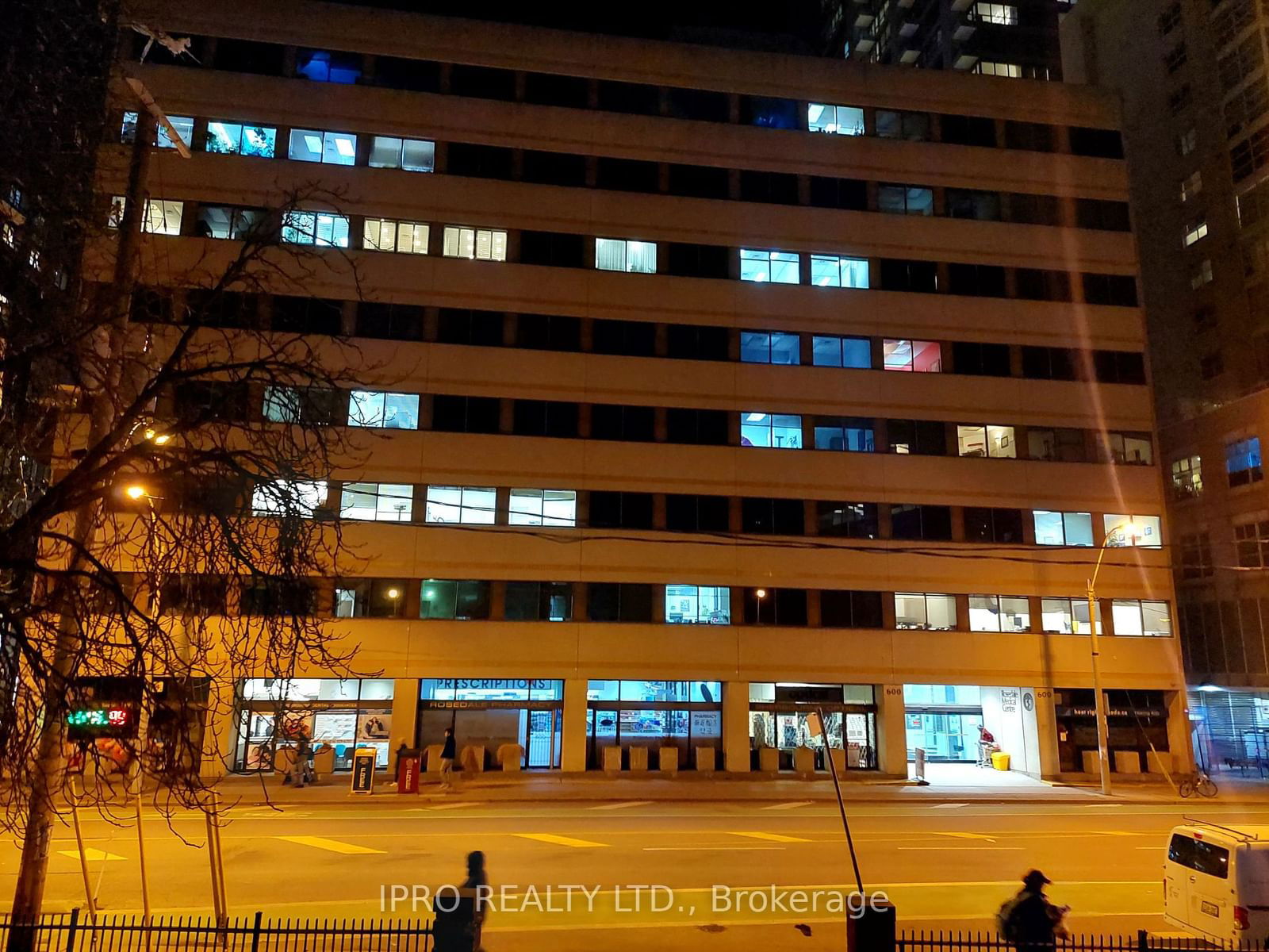 Office in North St. James Town