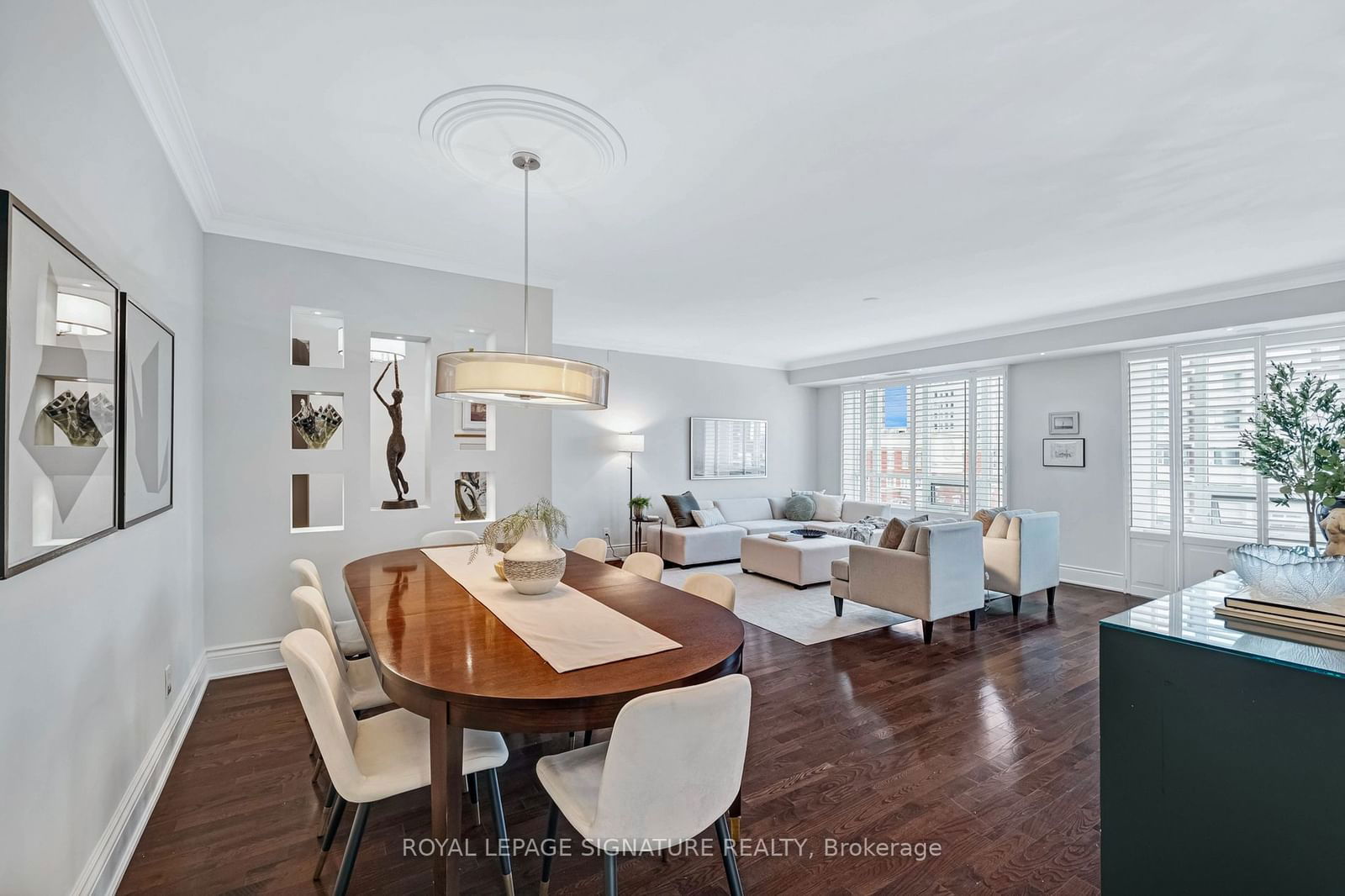 Condominium Apartment in Yonge-St. Clair