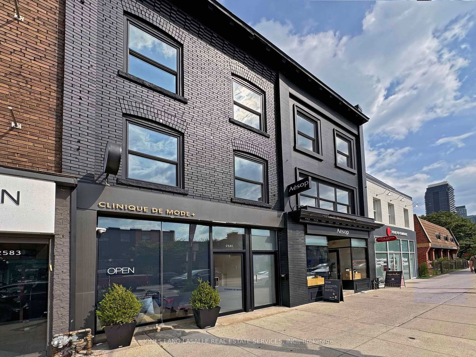 Commercial/Retail in Mount Pleasant East