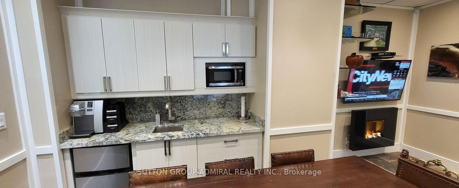 Office in Englemount-Lawrence