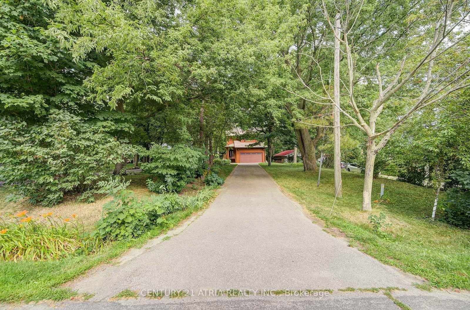 Detached House in Whitby Industrial