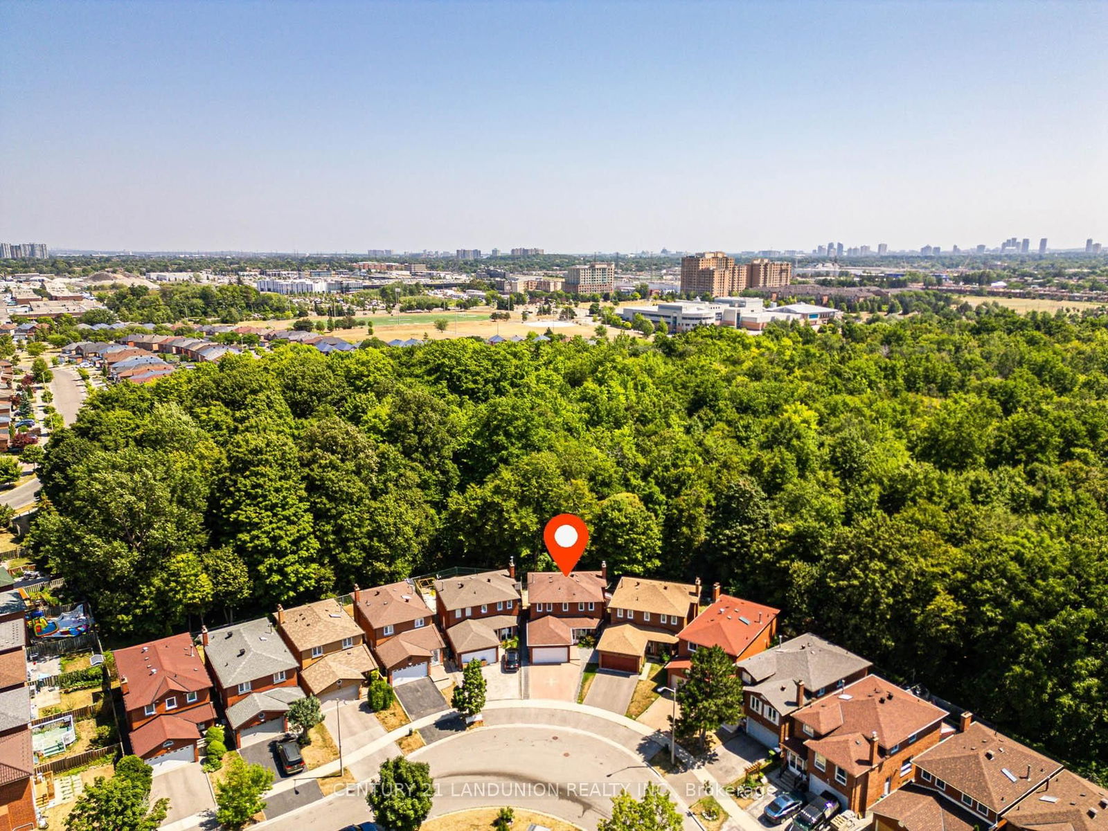 Detached House in Steeles