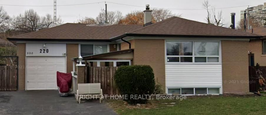 Detached House in Guildwood