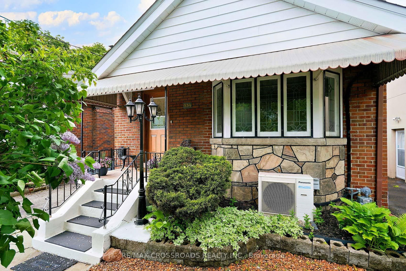 Detached House in East York