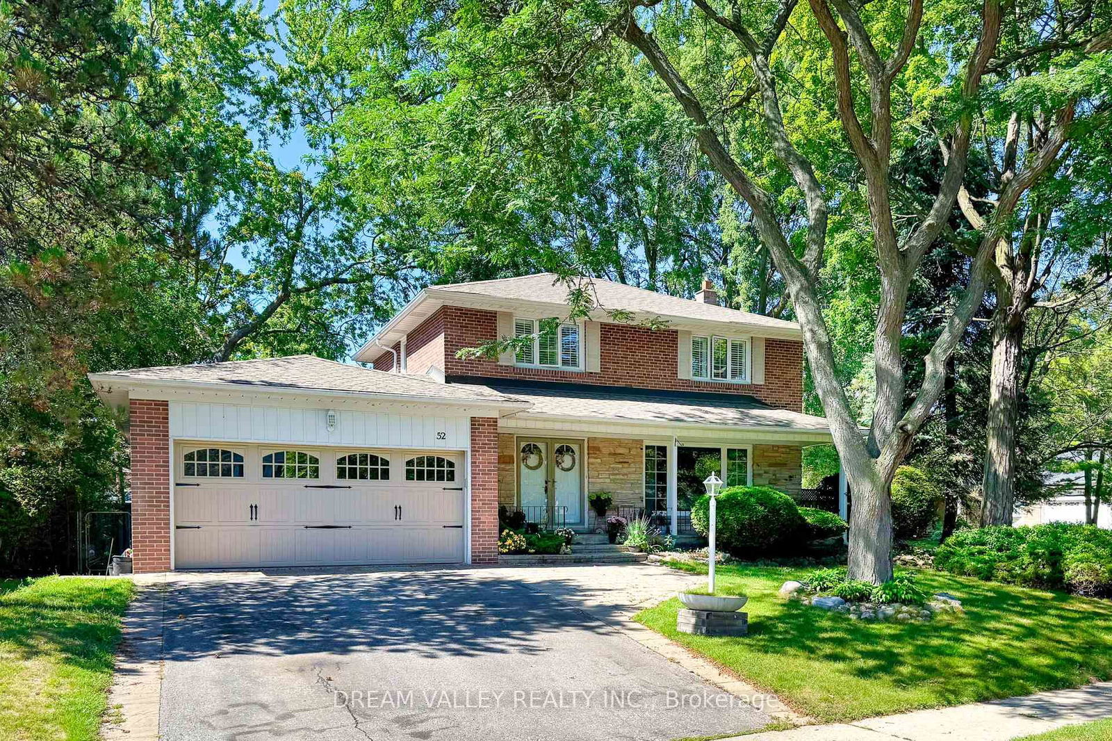 Detached House in Guildwood