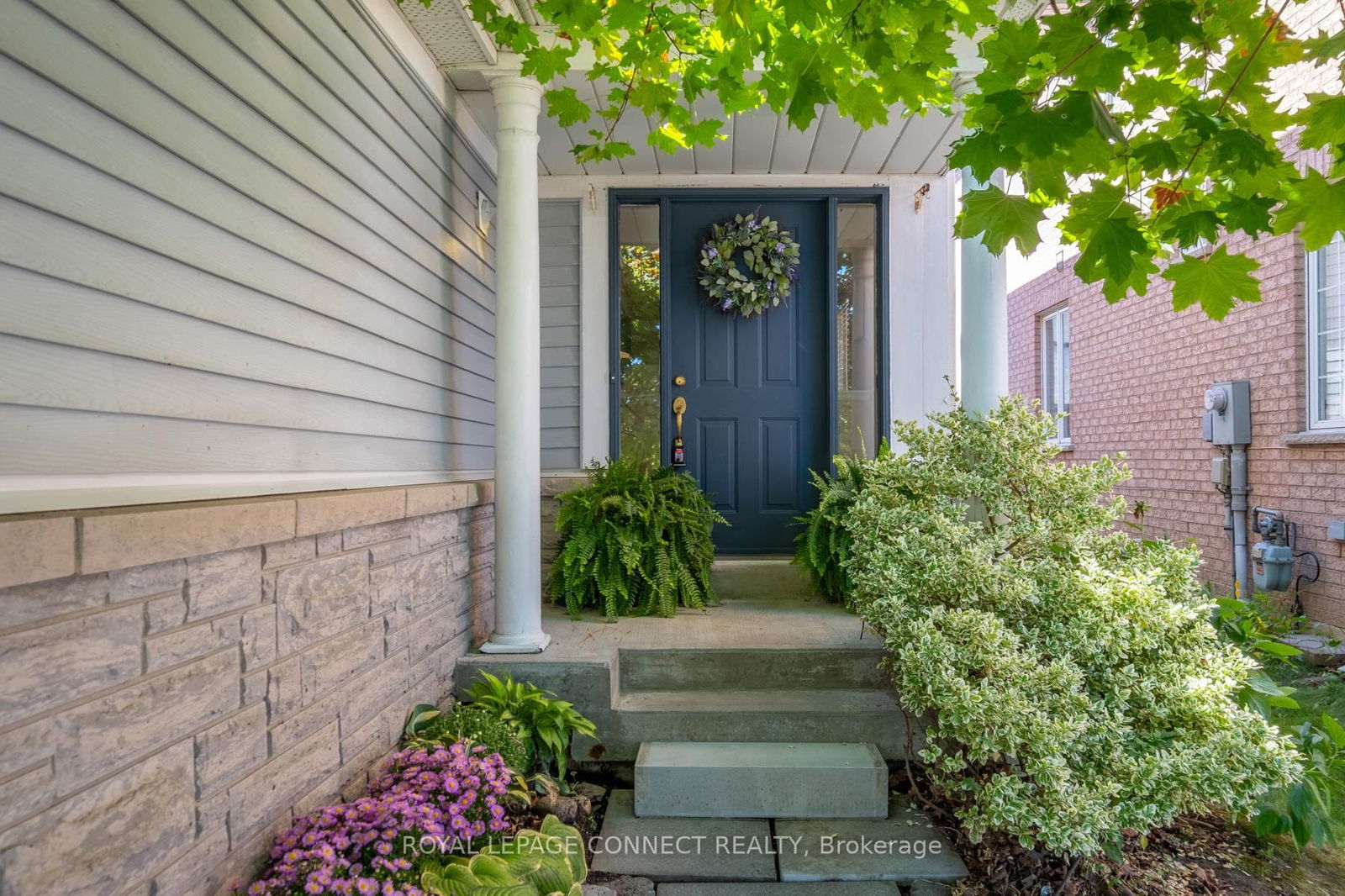 Semi-Detached in Centennial Scarborough