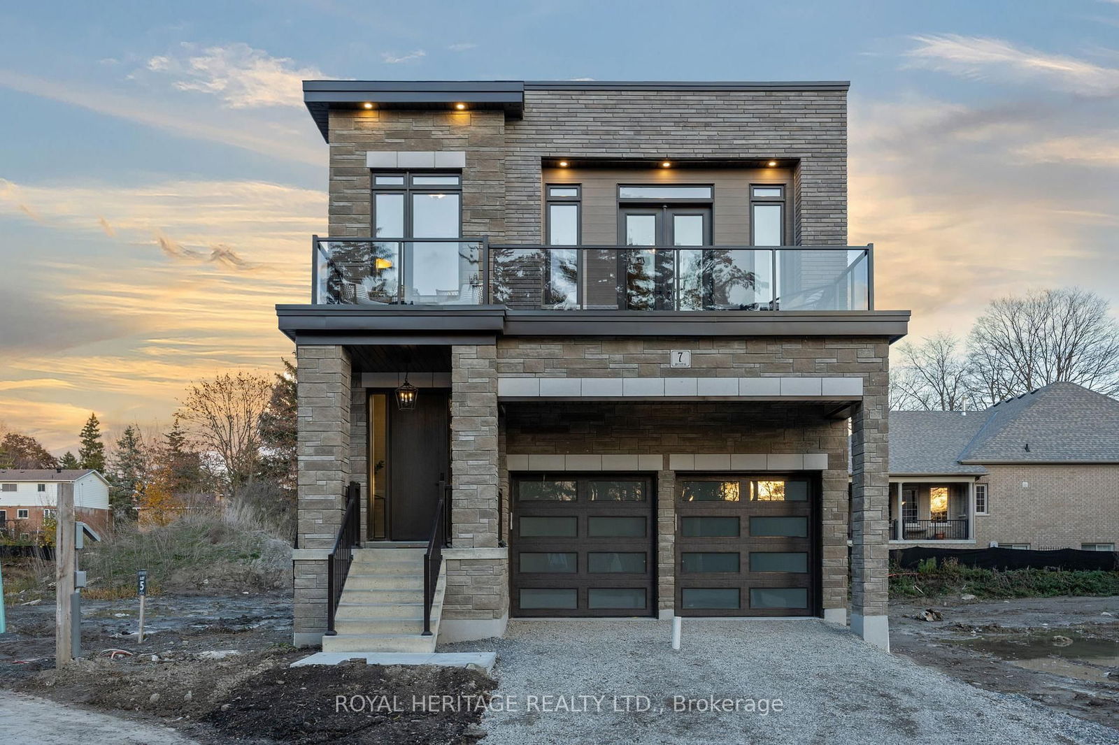 Detached House in Lynde Creek