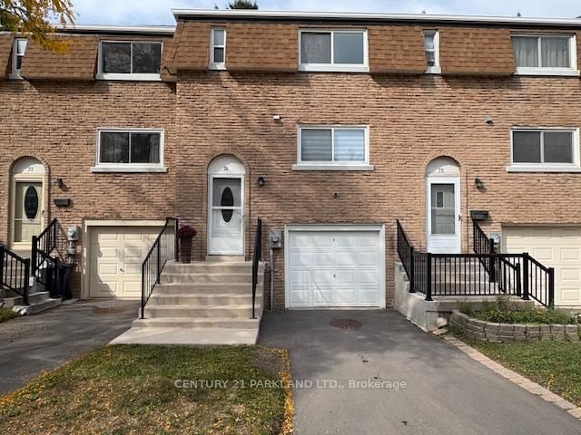 Townhouse, Condo in Centennial Scarborough
