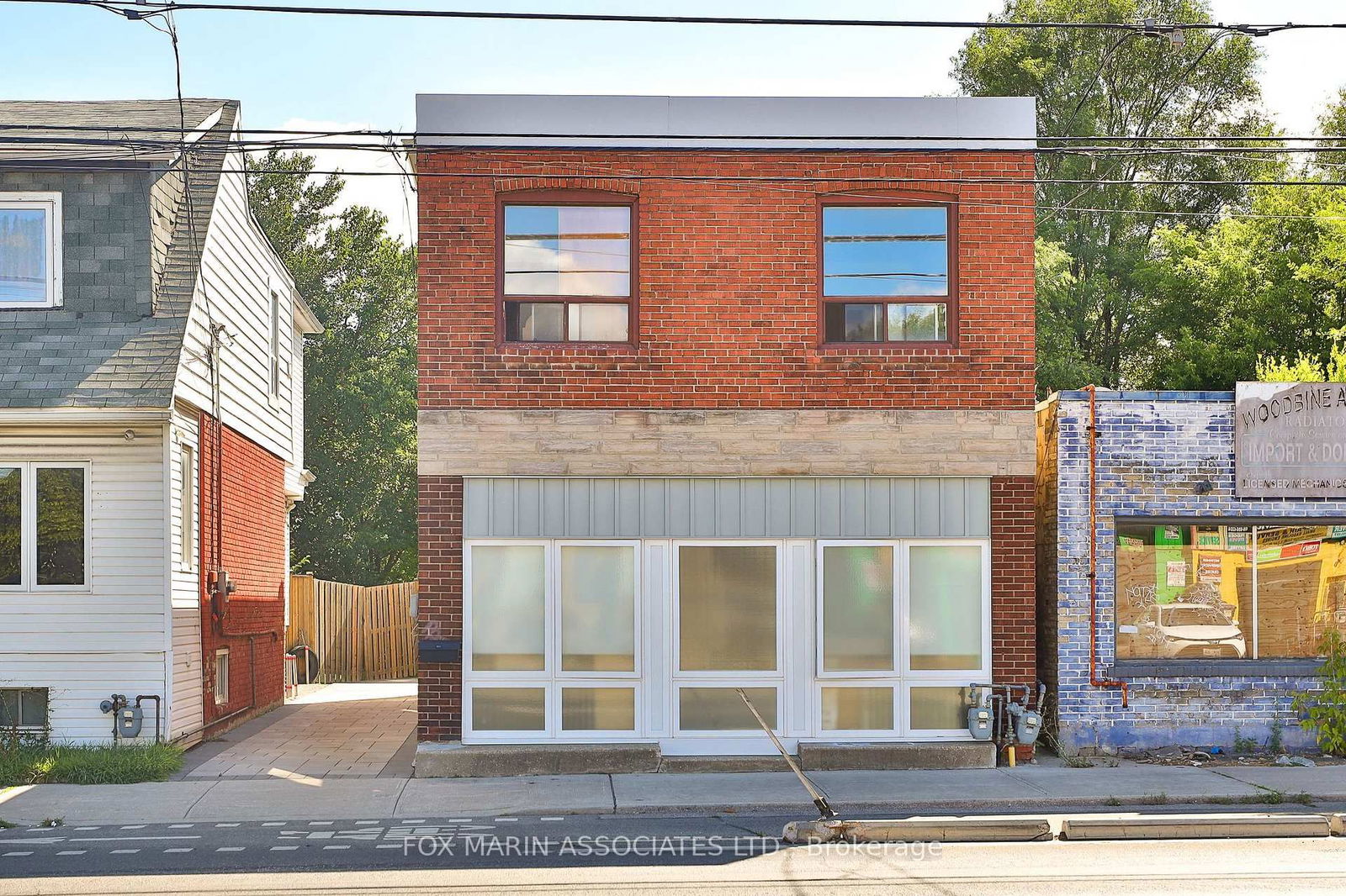 Detached House in Woodbine-Lumsden