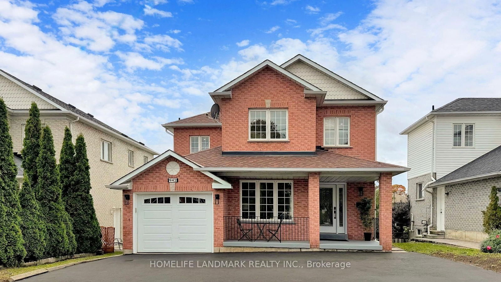 Detached House in Centennial Scarborough