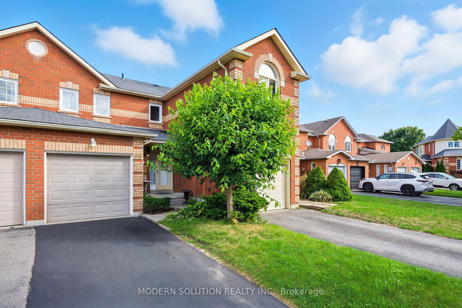 Townhouse in Rolling Acres