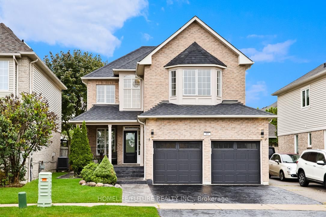 Detached House in Rolling Acres