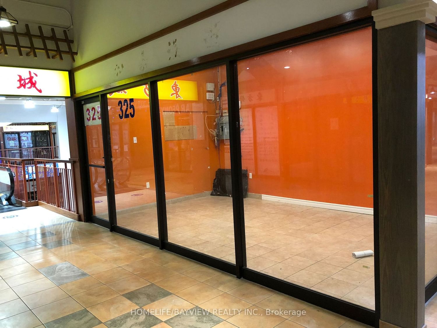 Commercial/Retail in Agincourt South-Malvern West