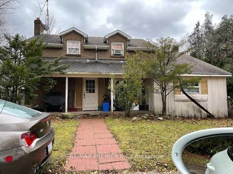 Farm in Rural Clarington