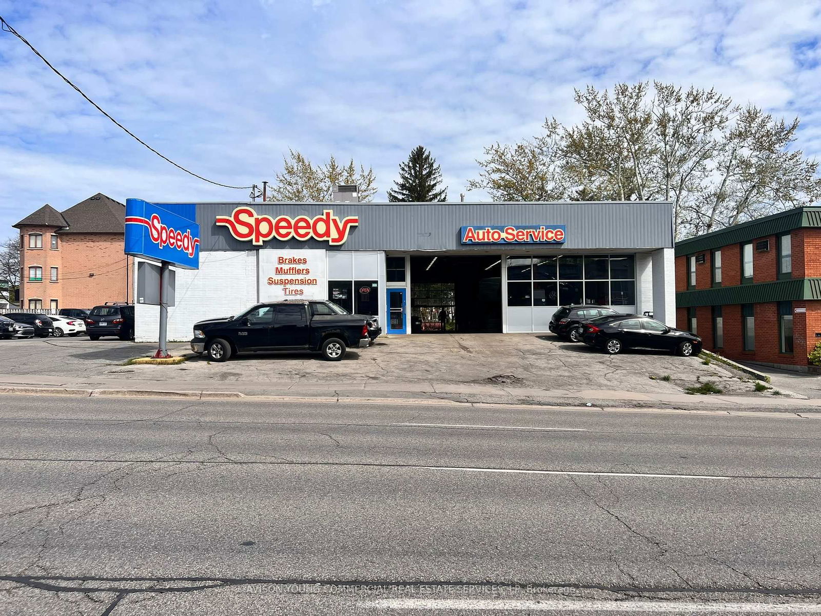 Commercial/Retail in McLaughlin