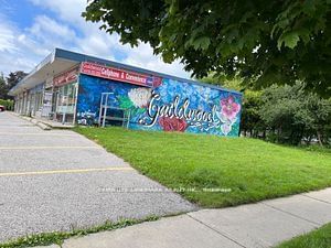 Commercial/Retail in Guildwood