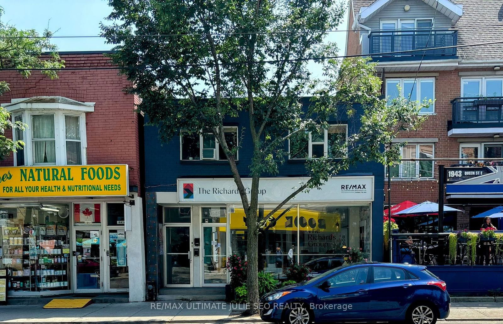 Store with Apartment/Office in The Beaches