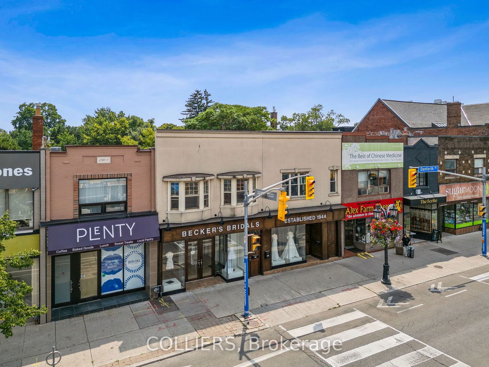 Commercial/Retail in North Riverdale