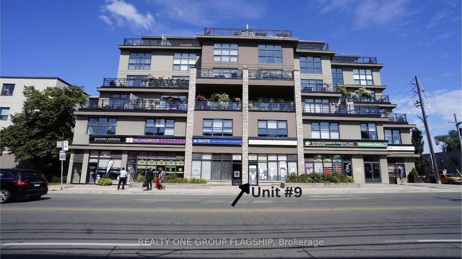 Commercial/Retail in Birchcliffe-Cliffside