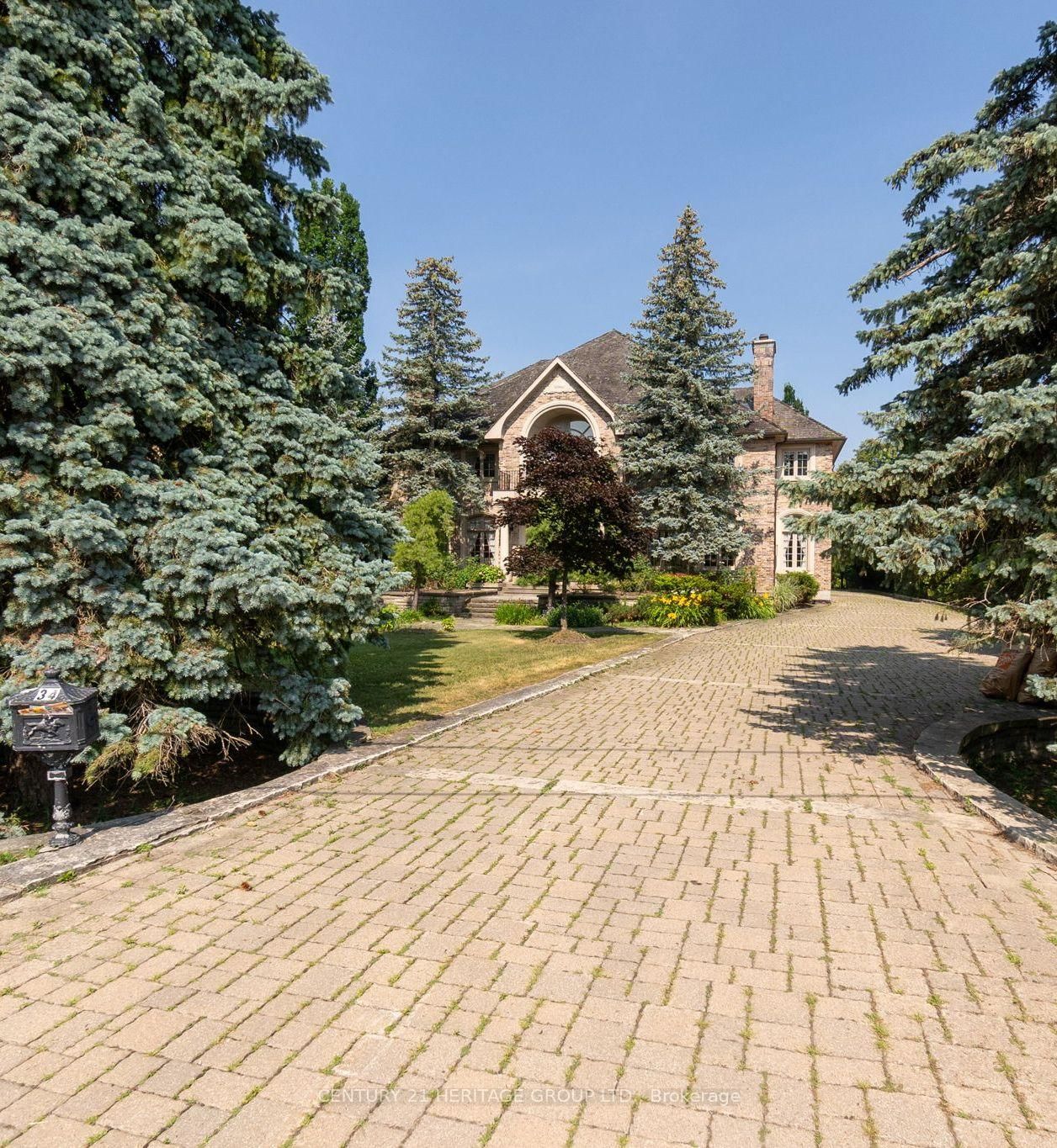 Detached House in South Richvale