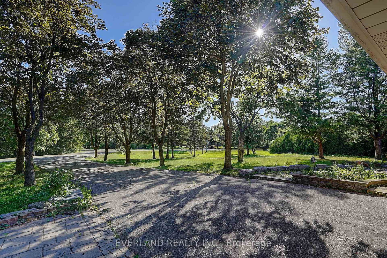 Detached House in Westbrook