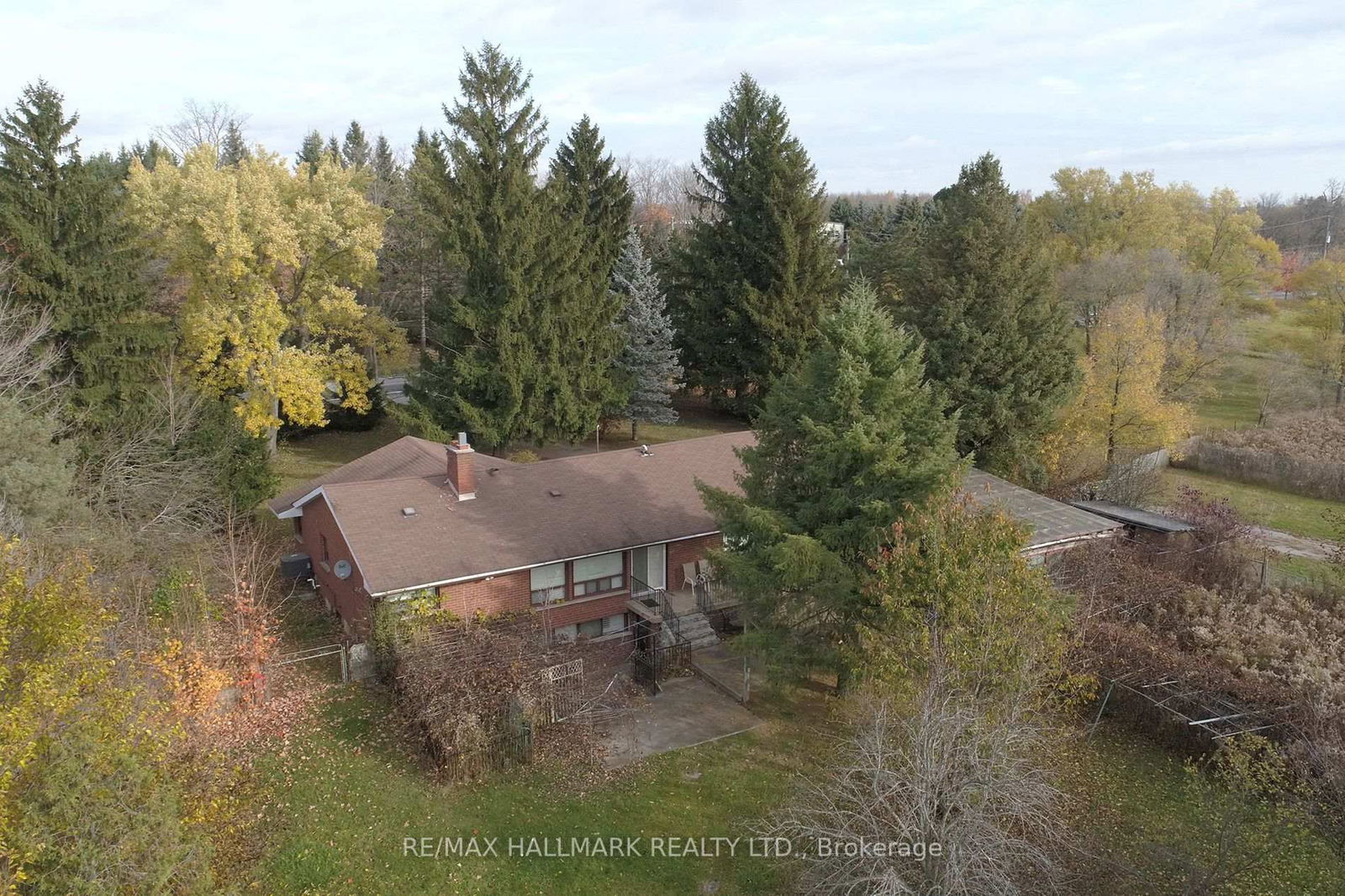 Detached House in Rural Markham