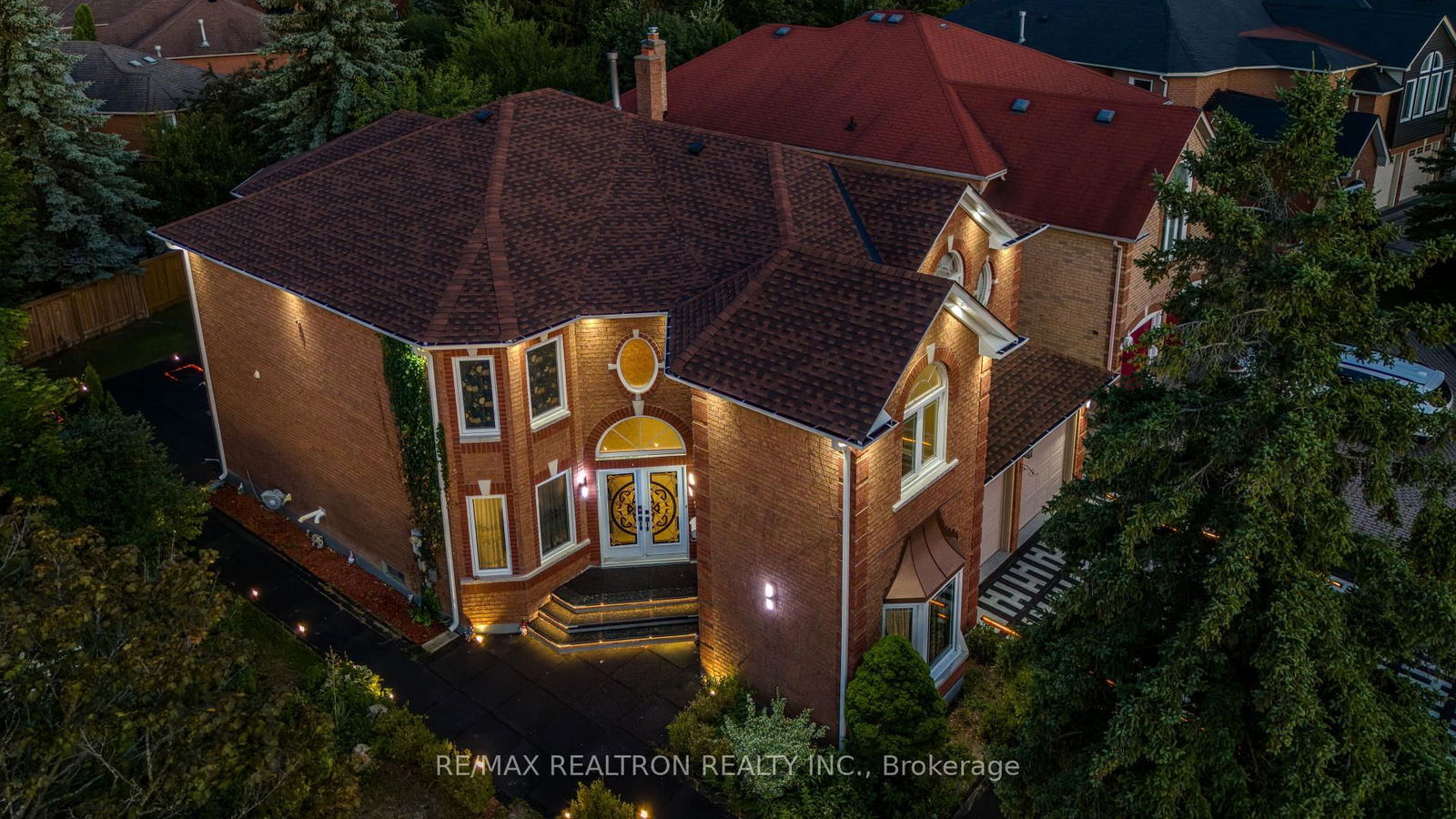 Detached House in Devonsleigh