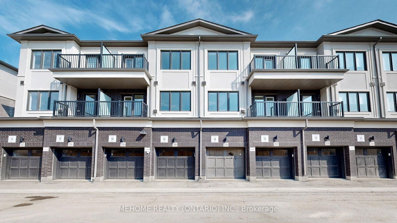 Townhouse, Condo in Headford Business Park