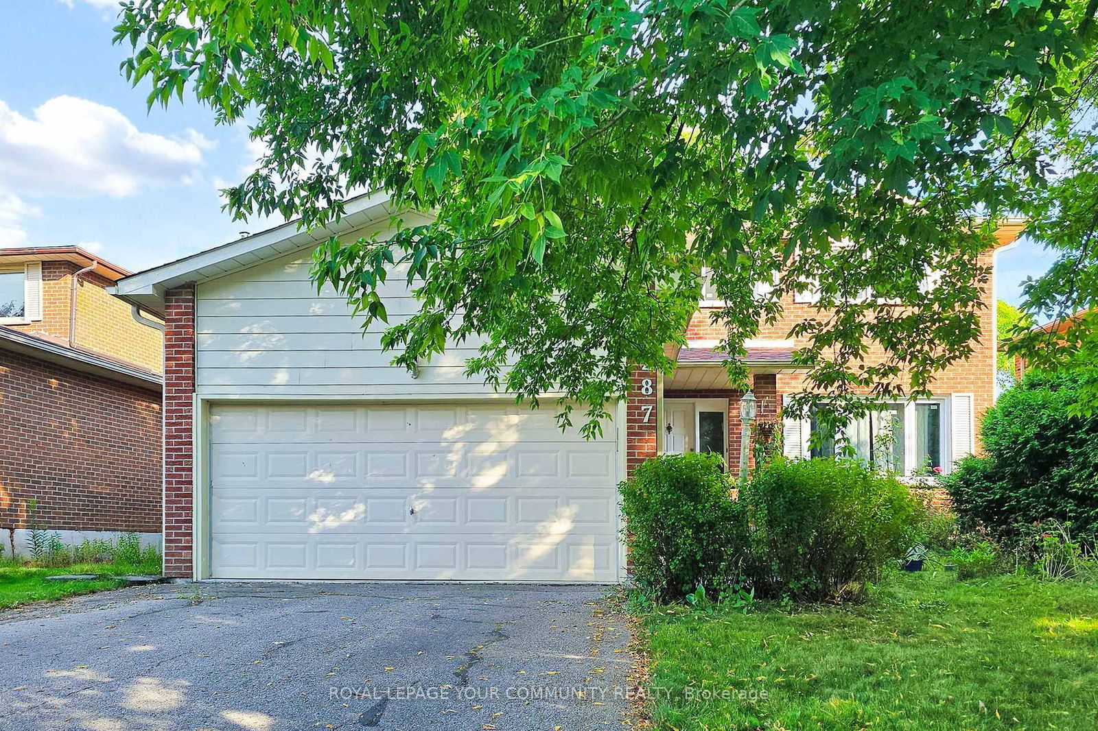 Detached House in Bristol-London