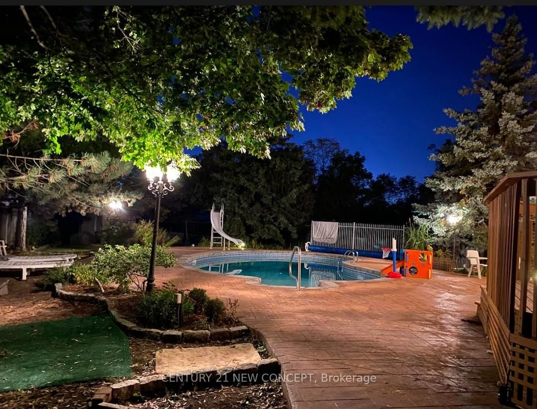 Detached House in Harding