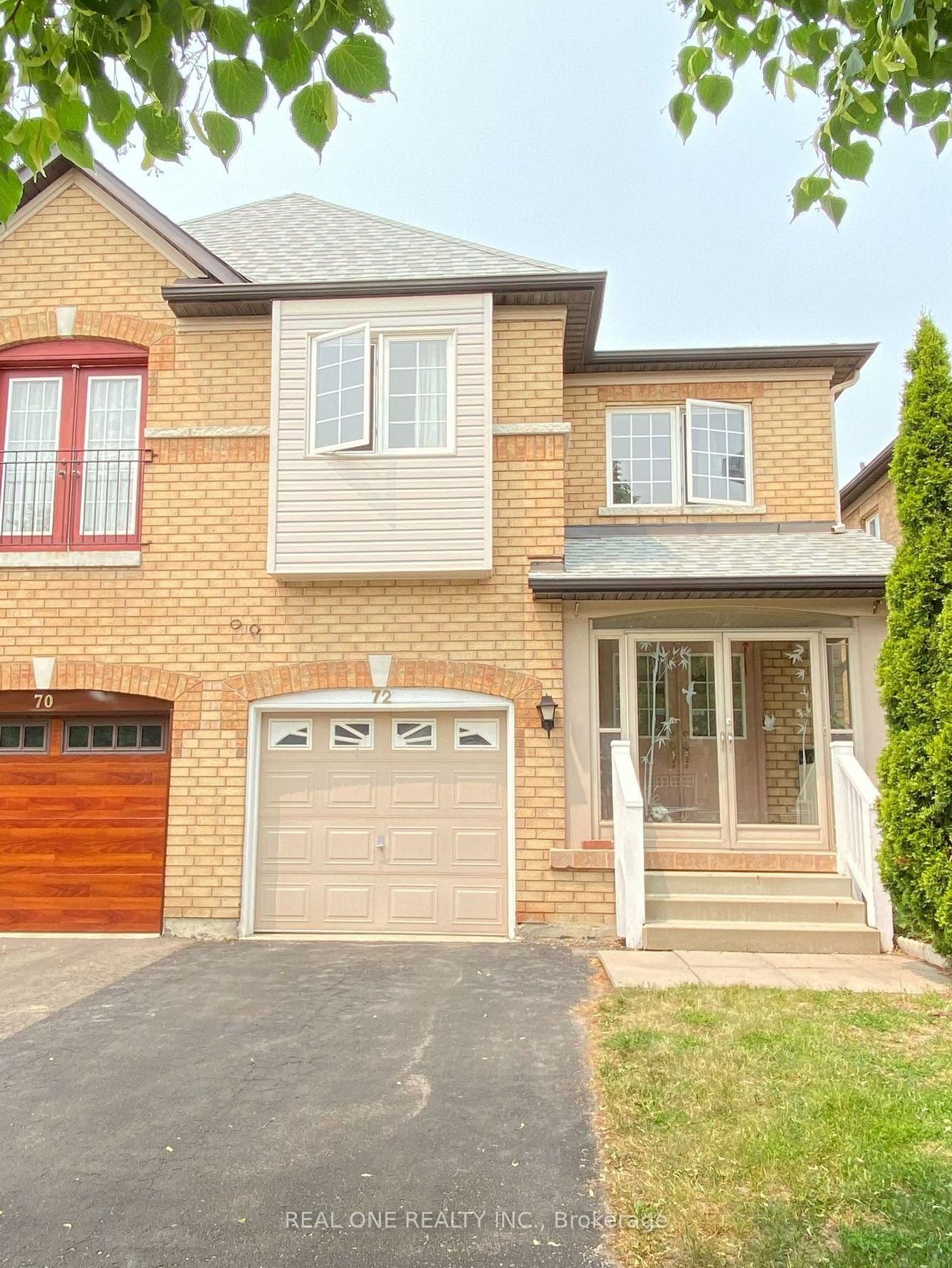 Semi-Detached in Berczy