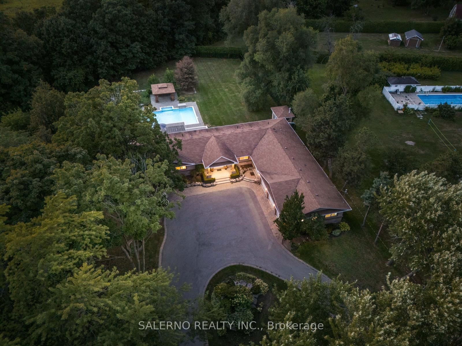 Detached House in Box Grove