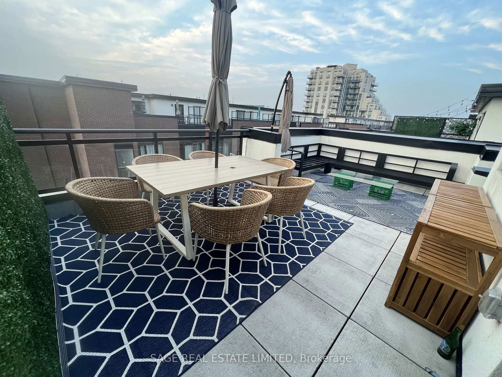 Townhouse, Condo in Vaughan Grove