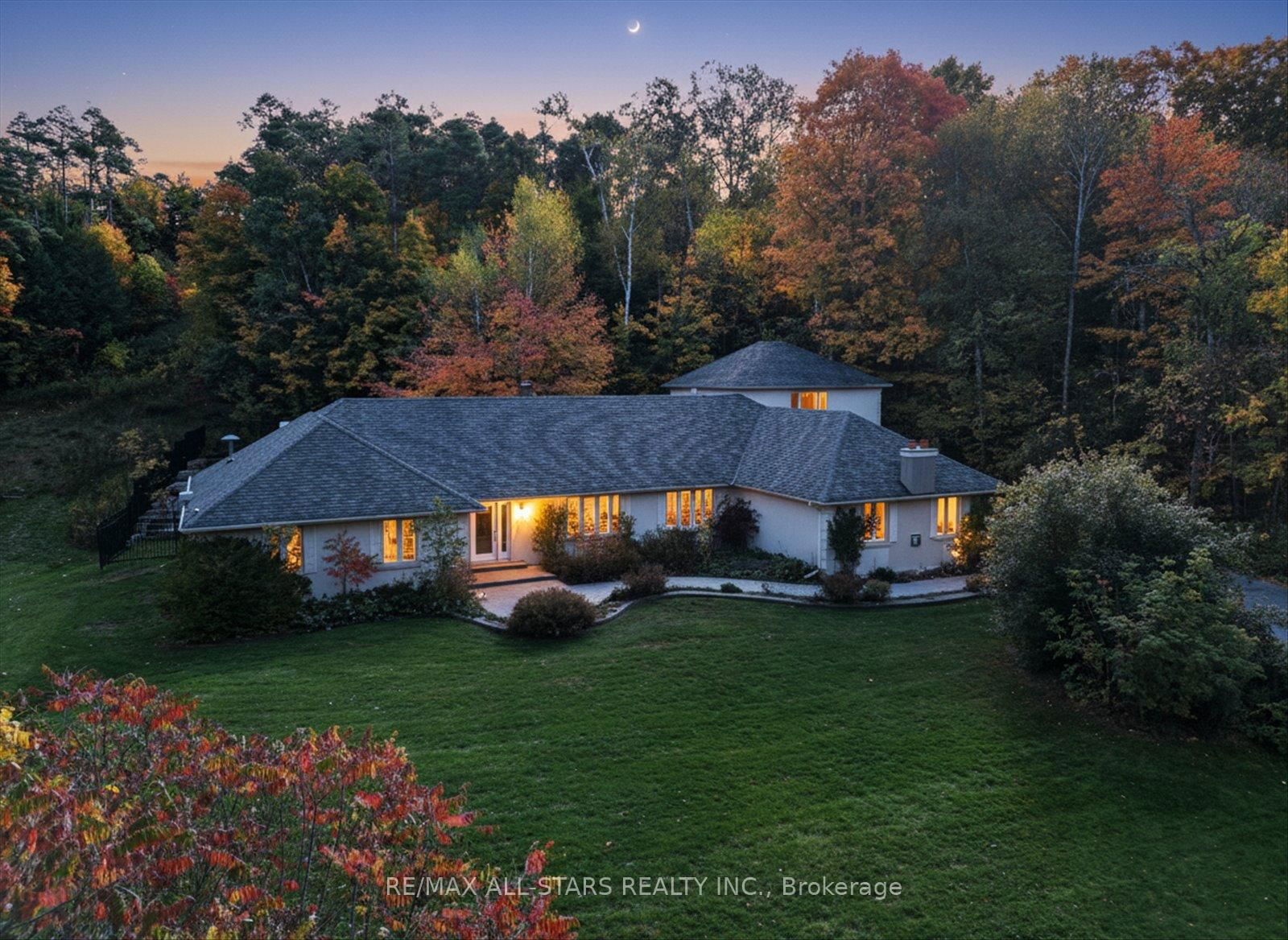 Detached House in Queensville