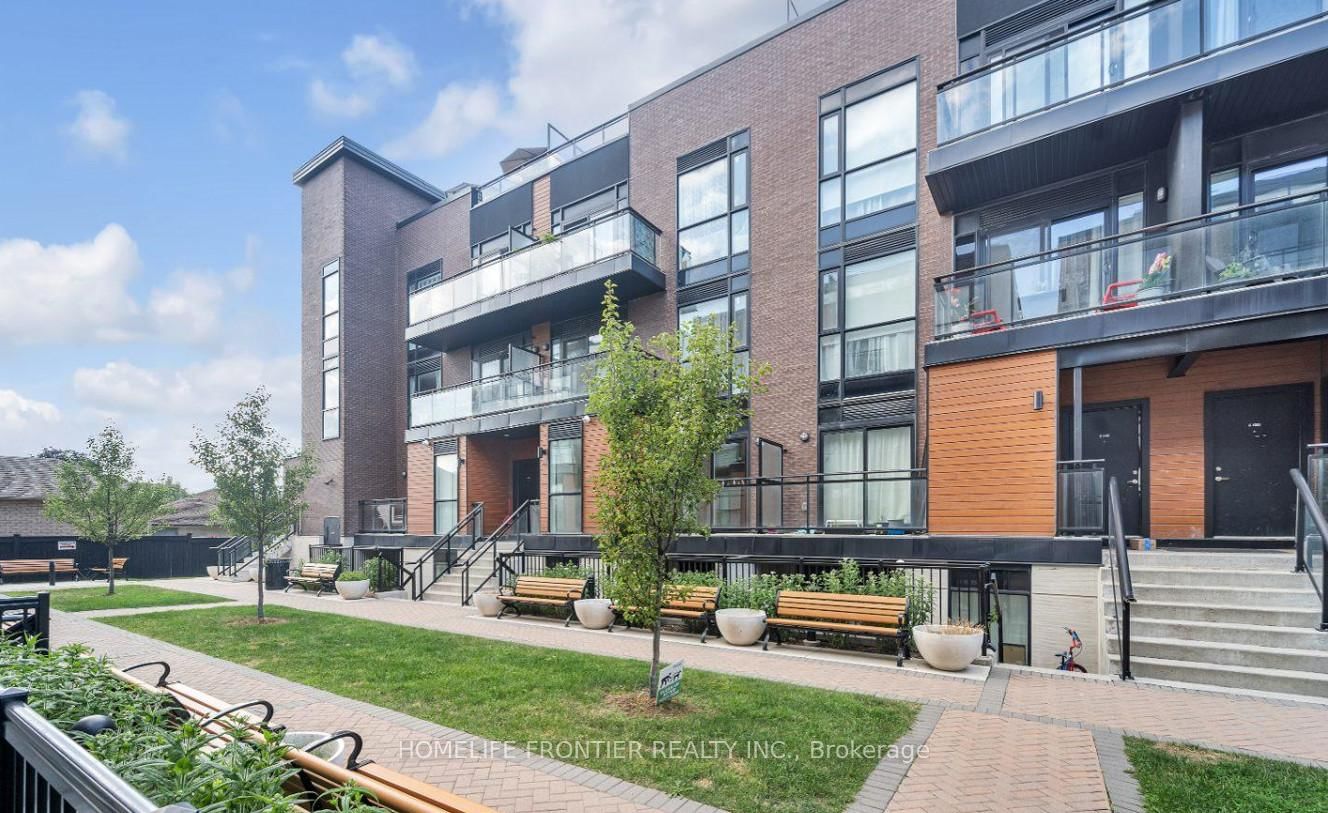 Townhouse, Condo in Vaughan Grove
