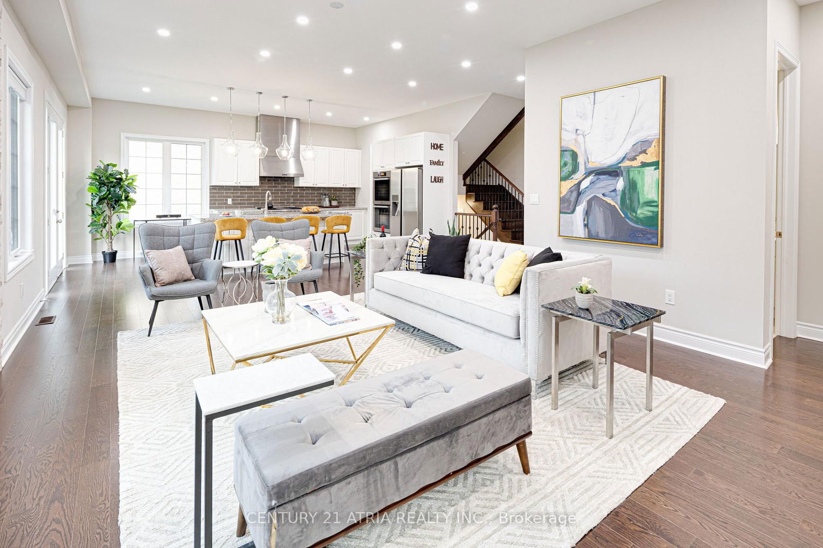 Detached House, Condo in Aurora Grove