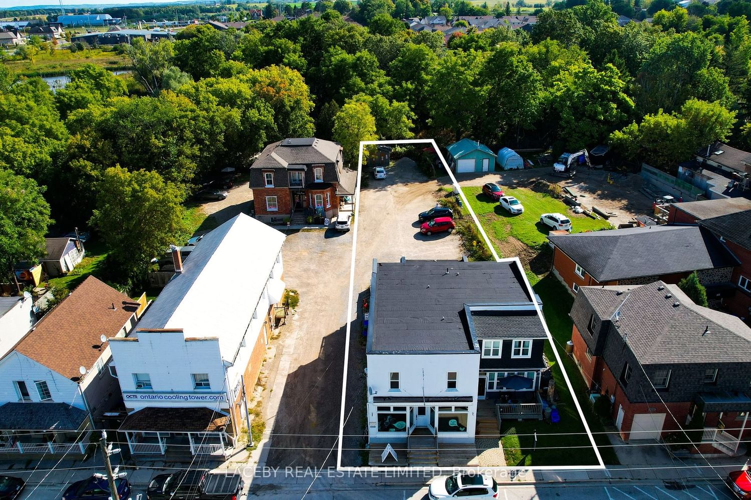 Store with Apartment/Office in Schomberg