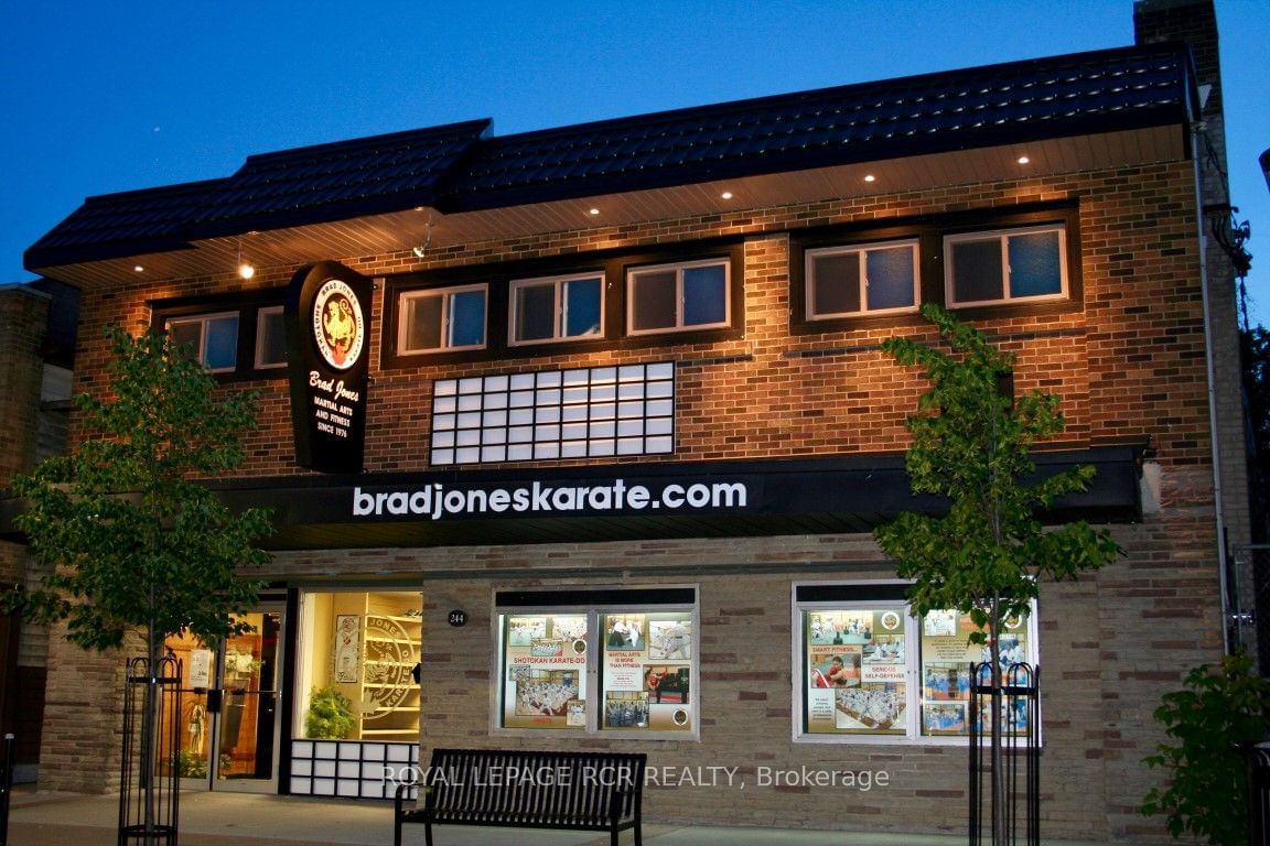 Commercial/Retail in Central Newmarket