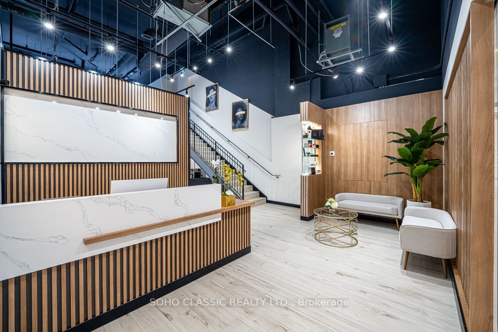 Commercial/Retail in Vaughan Corporate Centre