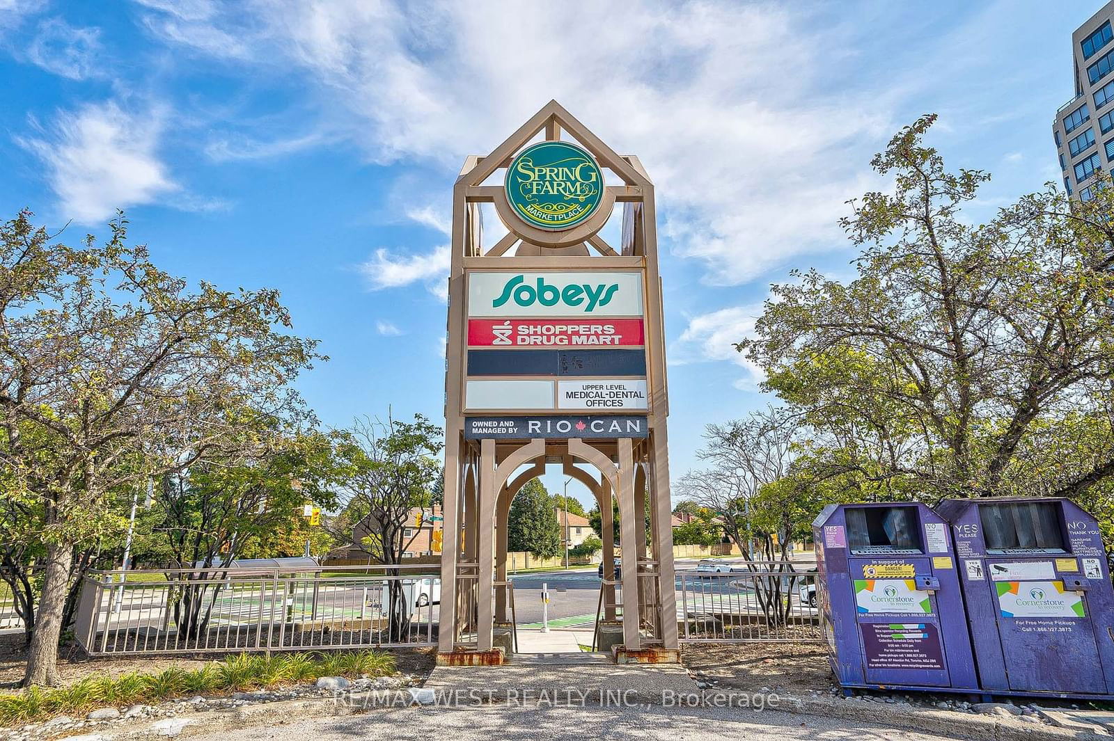 Commercial/Retail in Crestwood-Springfarm-Yorkhill