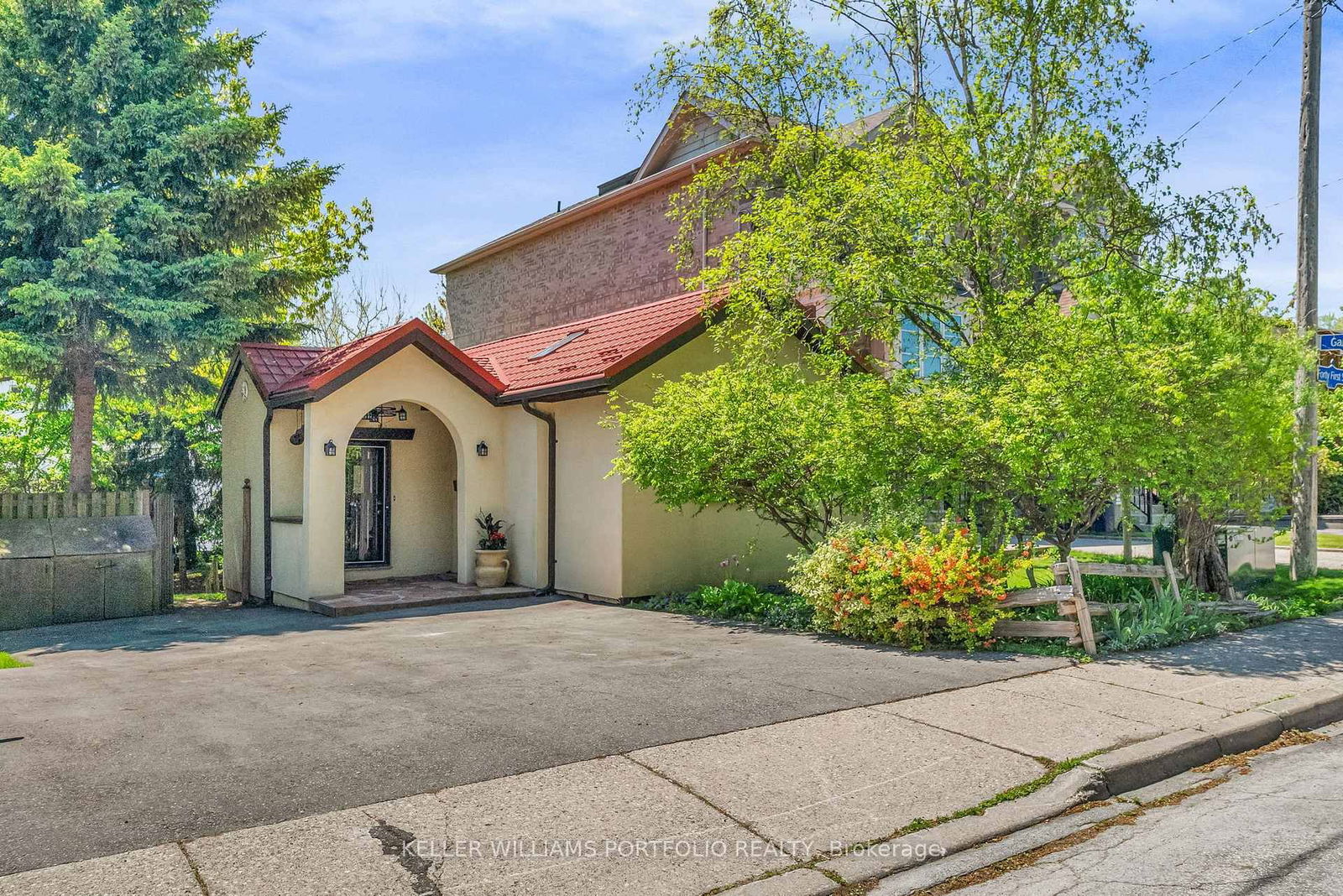 Detached House in Long Branch