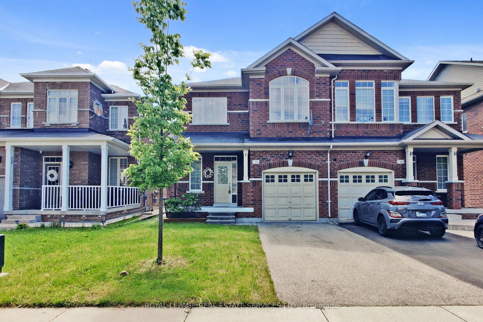Semi-Detached in Northwest Sandalwood Parkway