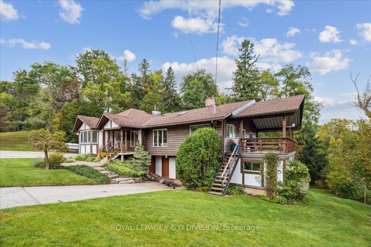 Detached House in Rural Milton West