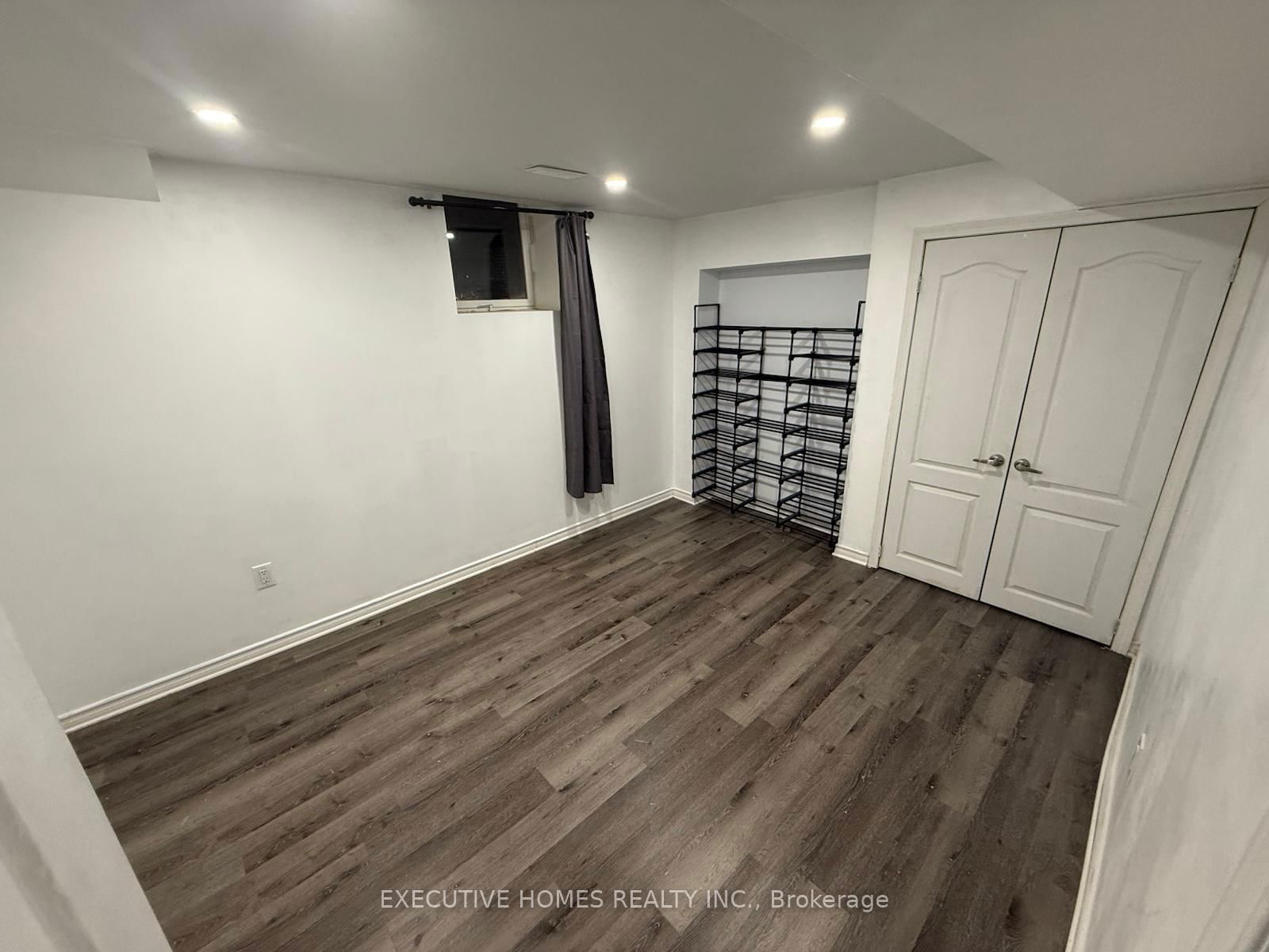 Detached House in Lisgar