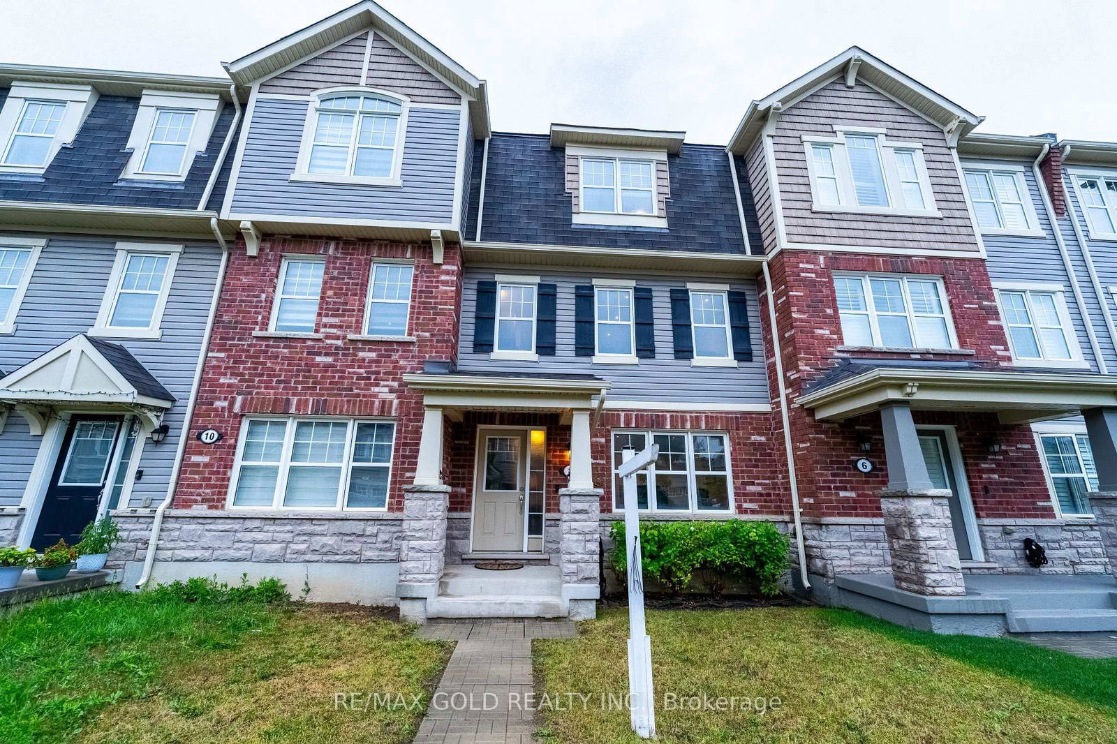 Townhouse in Northwest Brampton