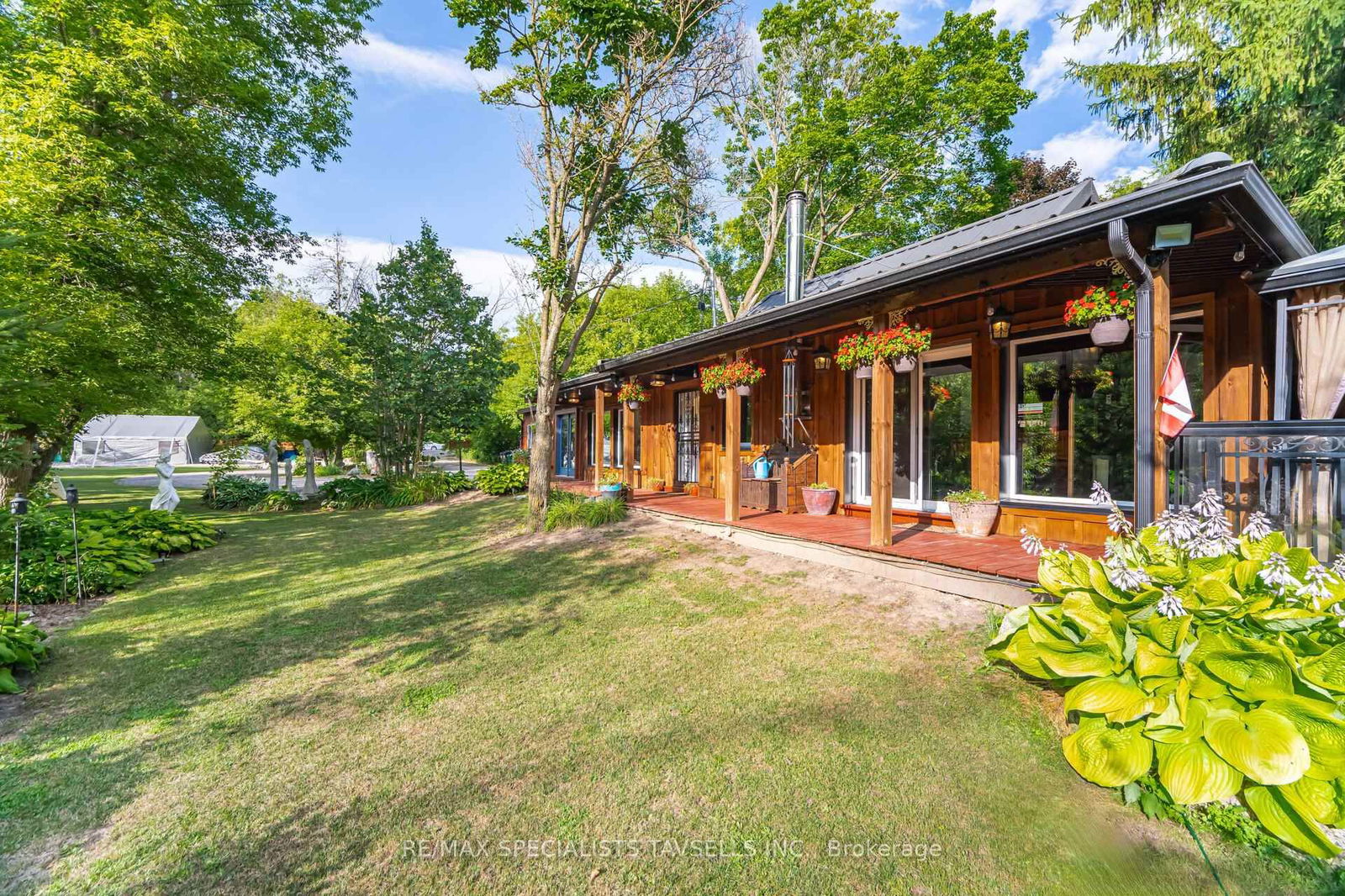 Detached House in Inglewood